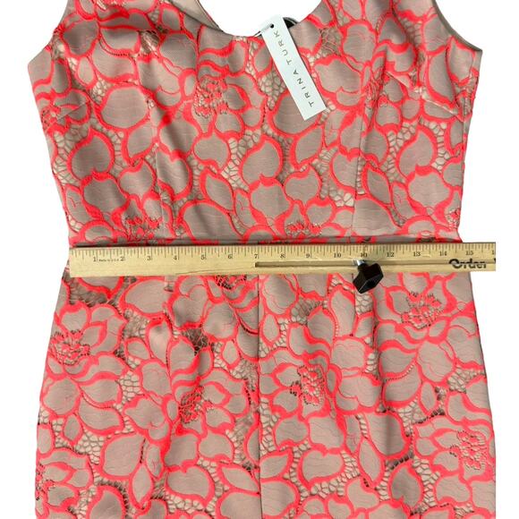 Trina Turk Kruze Tan Pink Sleeveless Floral Lace Hi-Lo Sheath Dress Sz 8 NEW Tag - Picture 6 of 14